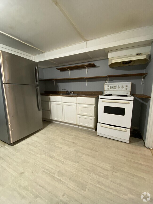 Building Photo - 381 Rue Beausejour