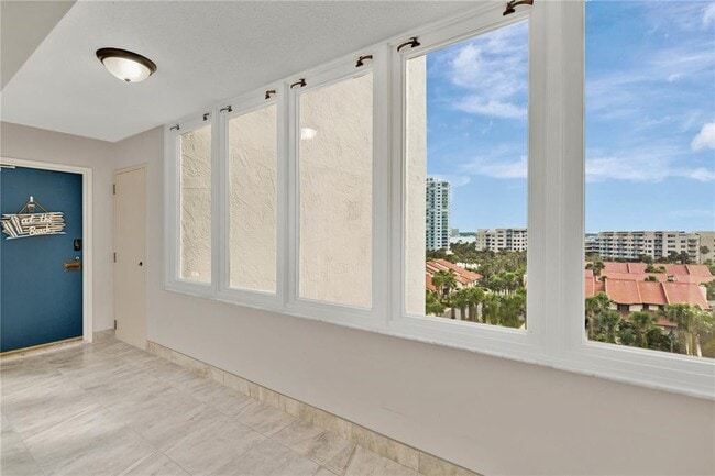 Building Photo - 2947 S Atlantic Ave