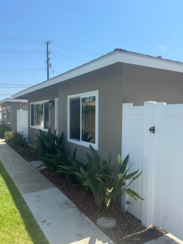 Foto principal - Remodeled 2 bedroom/ 1 bath on a Cul de Sac!