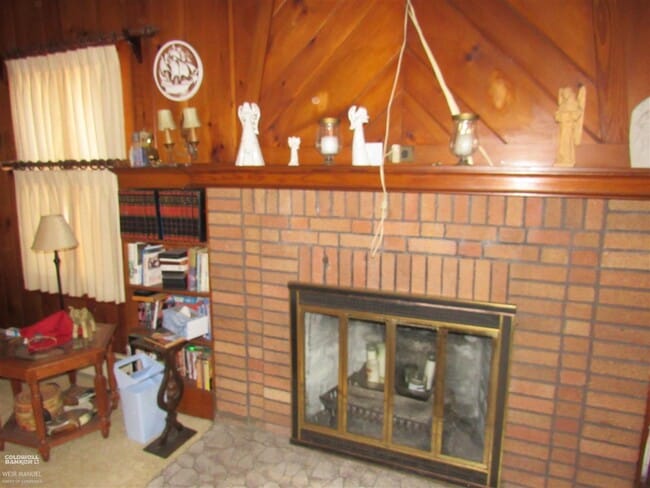 Building Photo - 39196 Lakeshore Dr