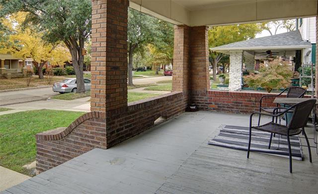 Foto del edificio - 2216 6th Ave