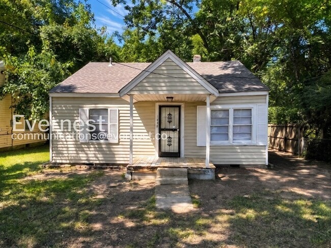 Building Photo - 1855 Ezell St