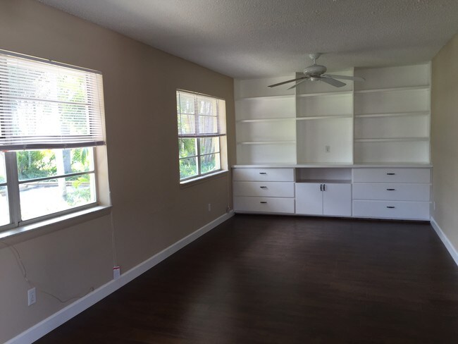 Apartamento de 1 habitación en el frente de estar - 971 SE 22nd Ave
