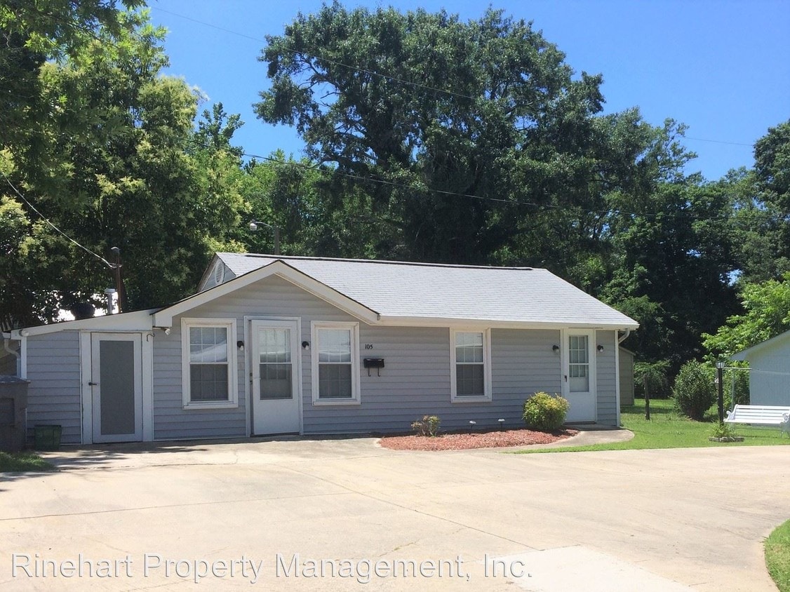 105 Price St, Clover, SC 29710 House Rental in Clover, SC