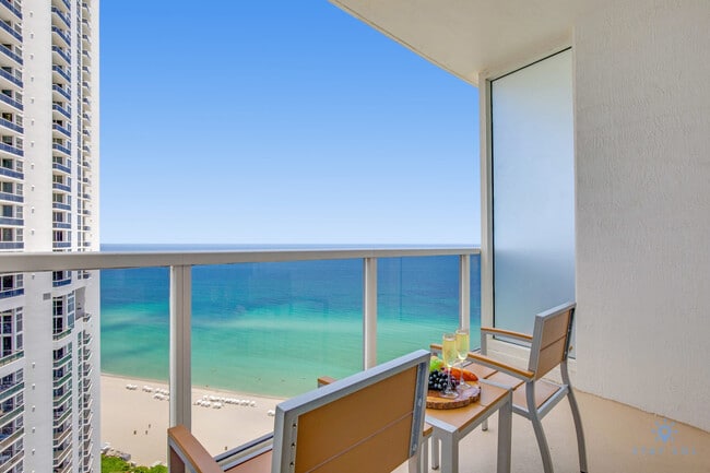 Foto del edificio - 18001 Collins Ave
