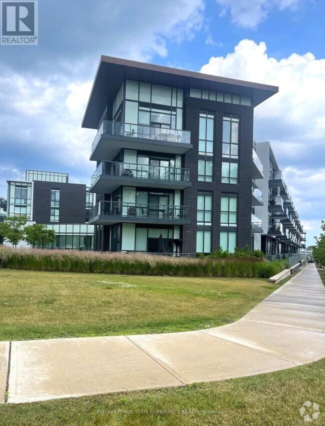 Building Photo - 415-415 Sea Ray Ave
