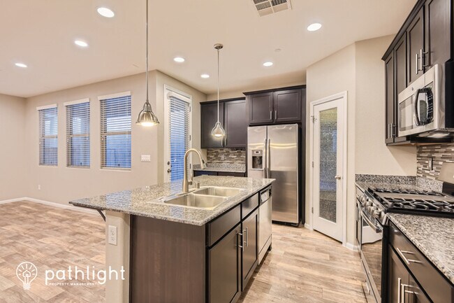 Building Photo - 7511 General Whipple Ct, Las Vegas, NV, 89166