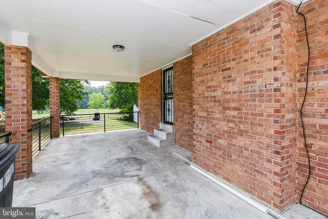 Building Photo - 6703 Groveton Dr