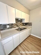 Building Photo - 4635 N Carefree Cir