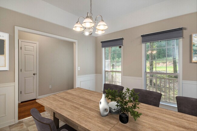 Building Photo - 5724 Lazy Acres Trail