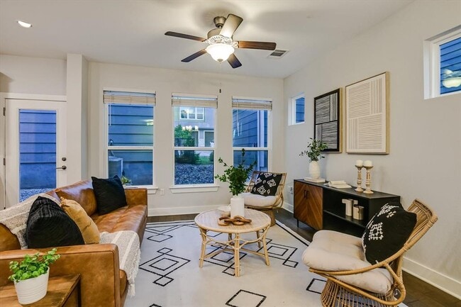 Foto del edificio - 2001 Tramson Dr