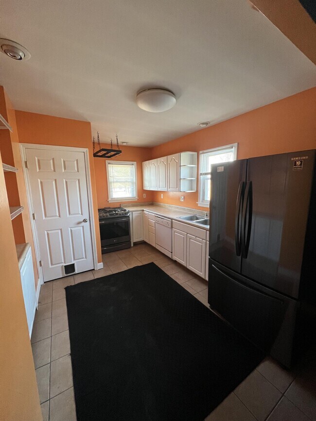 Building Photo - 403 Butler St