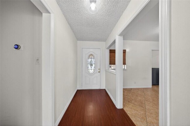 Foto del edificio - 2025 Jolley Dr