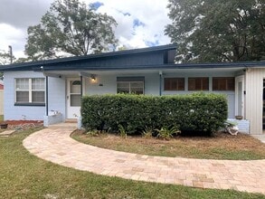 Building Photo - 7161 Balboa Rd