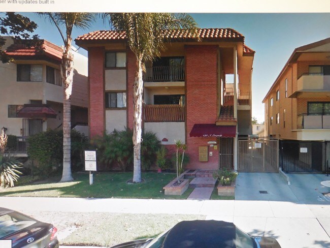 Building Photo - 138 N Everett St