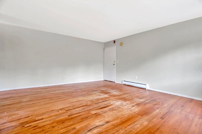 Foto del edificio - 55 Gill Ln