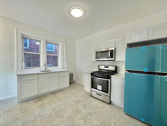 Building Photo - 335 Passaic Ave