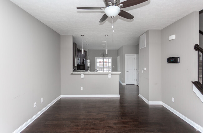 2BR, 2.5BA - 1800 SF - Townes at Winthrop