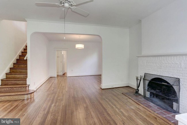 Foto del edificio - 4312 Brandywine St NW