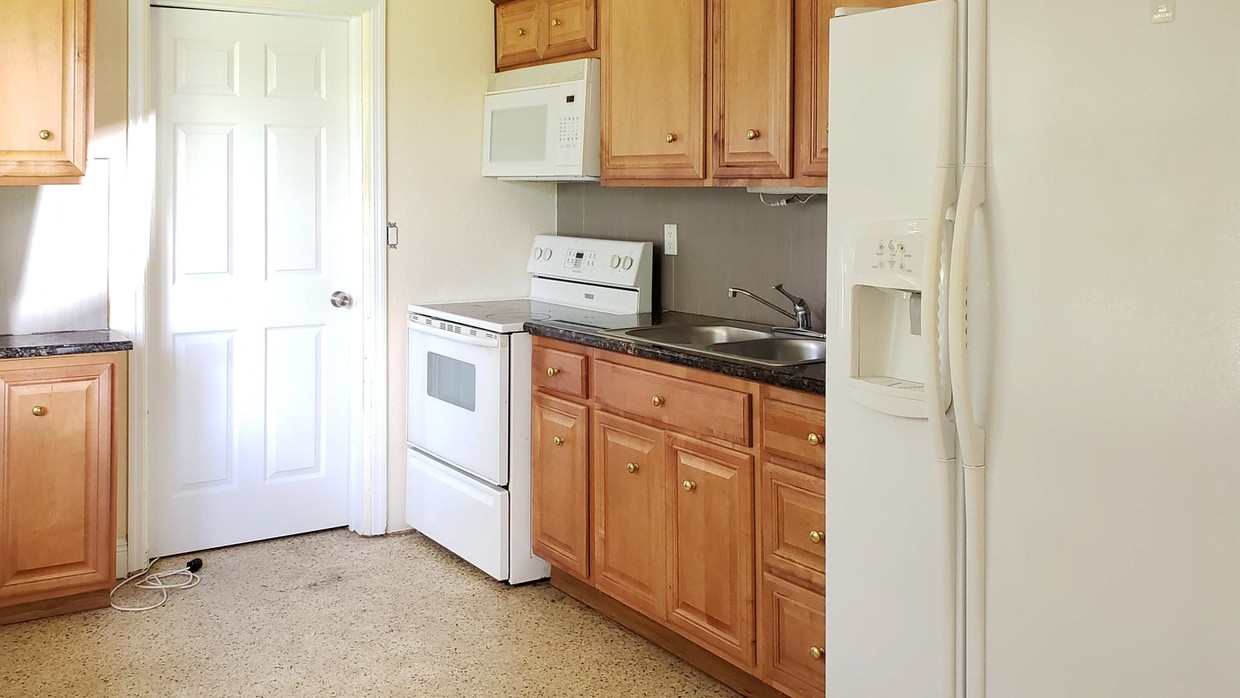 Foto principal - 4522 19th St Cir W