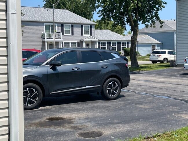 Foto del edificio - 423 James Ct