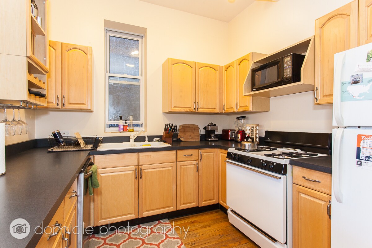 Foto principal - 1817 W Armitage Ave