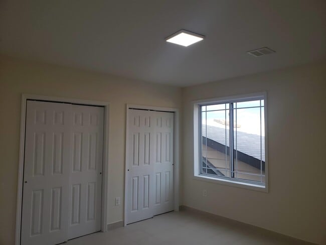 Building Photo - 44 Bergen Blvd