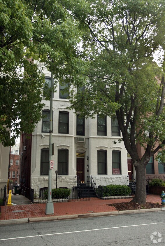 23172319 Pennsylvania Ave NW, Washington, DC 20037 Apartments in