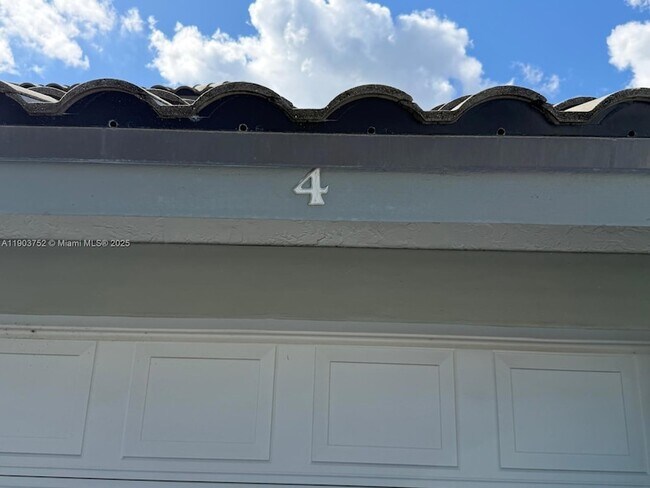 Foto del edificio - 11690 Briarwood Cir