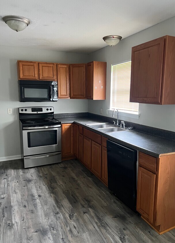 Foto principal - 1414 Carousel Rd