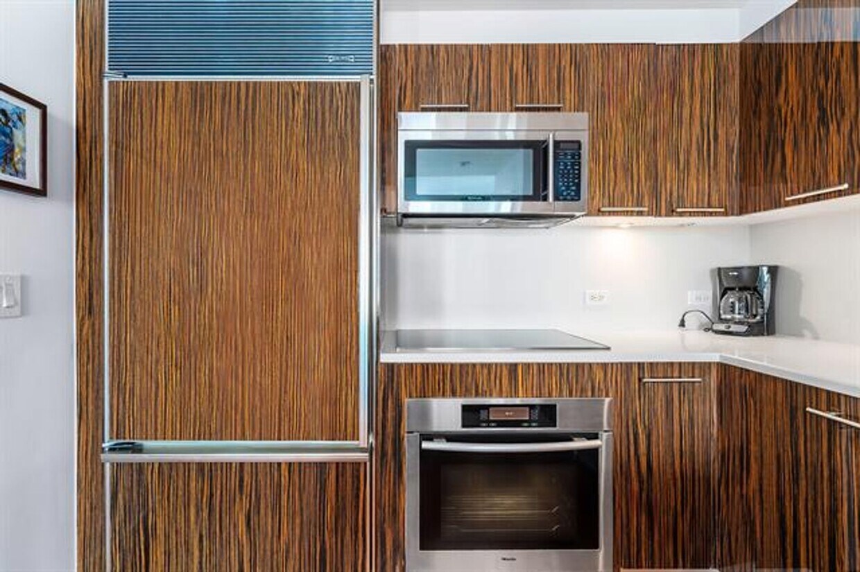 Photo - 6899 Collins Ave cu-1409