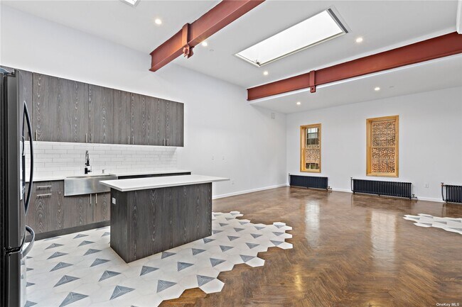Foto del edificio - 2610 3rd Ave
