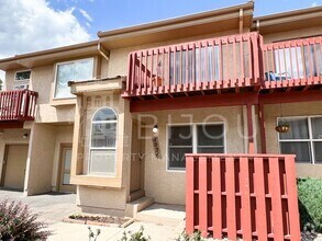 Building Photo - 2036 Bristlecone Dr