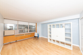 Building Photo - 3950 N Lake Shore Dr