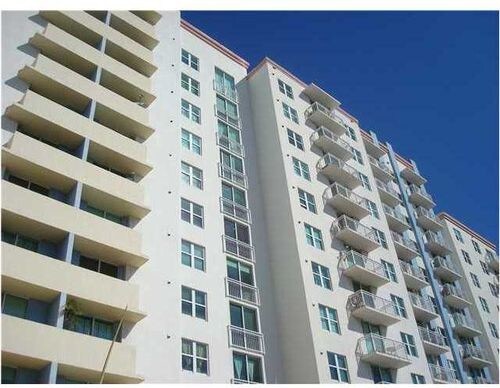 Building Photo - 3000 Coral Way
