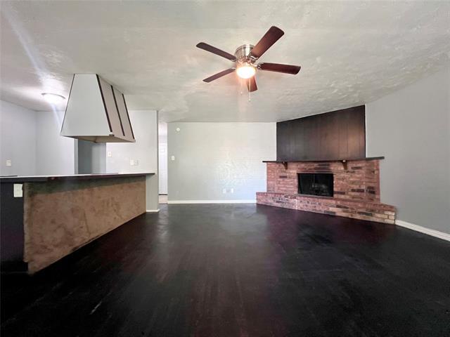 Foto del edificio - 7309 Ashcrest Ln