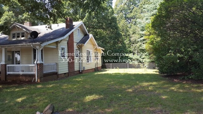 Building Photo - 1346 Westbrook Plaza Dr