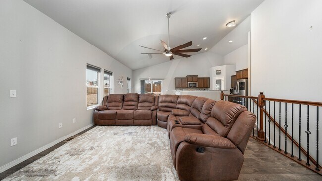 Photo - Stunning 5 Bedroom in Quail Brush Creek House