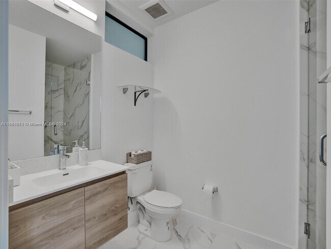Foto del edificio - 4100 SW 64th Ave
