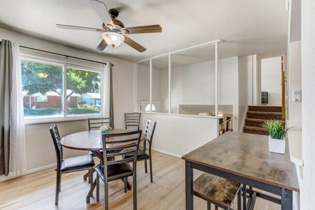 Foto del edificio - 3622 Anemone Cir