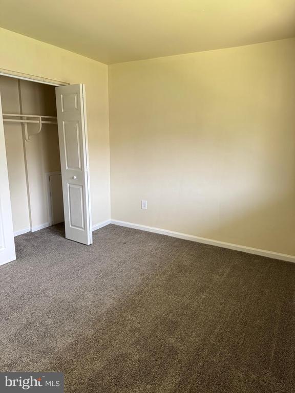 Foto del edificio - 5460 85th Ave