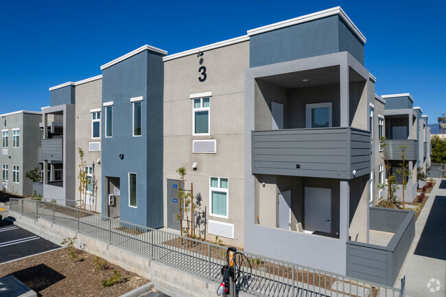 Foto del edificio - Loma Villas Apartments