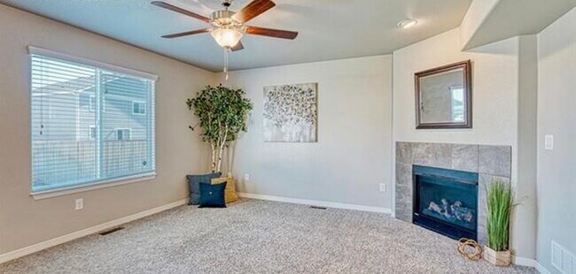 Building Photo - 6793 Galpin Dr