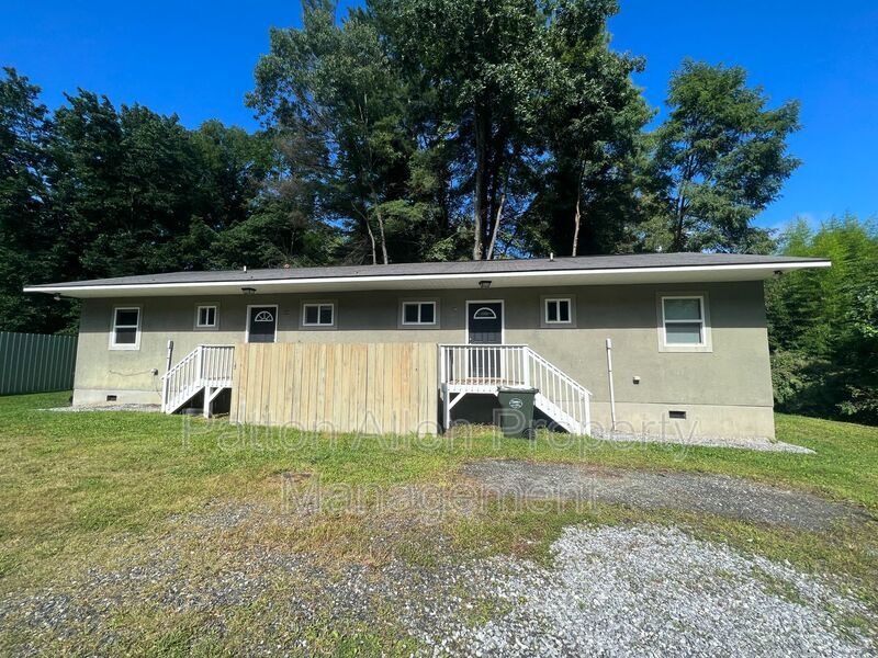 Primary Photo - 20 Tyler Rd