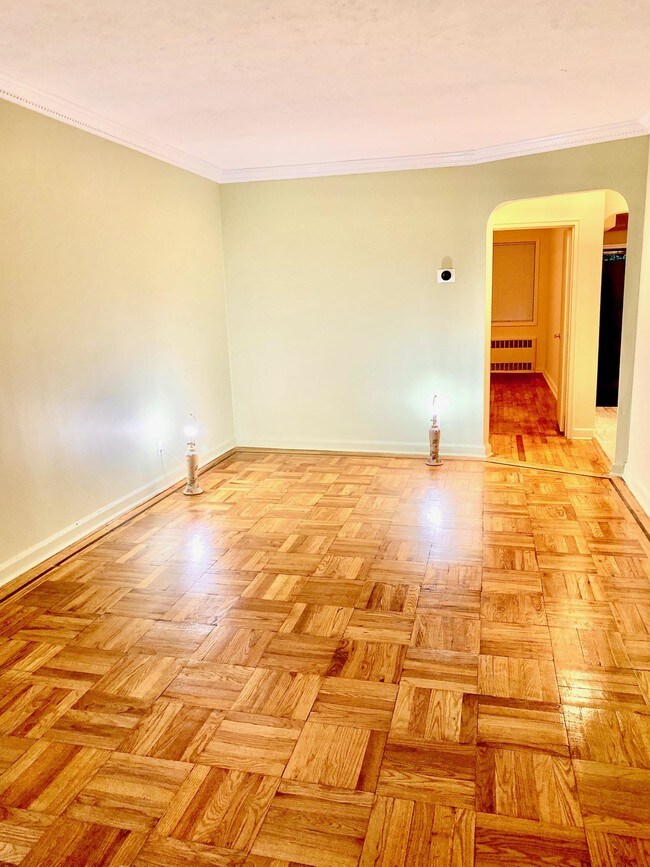 Building Photo - 404 East 57th Street
