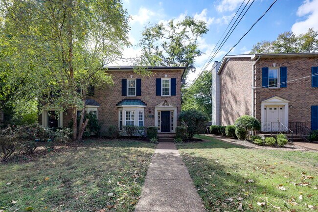 Foto del edificio - 1135 Clifton Ln