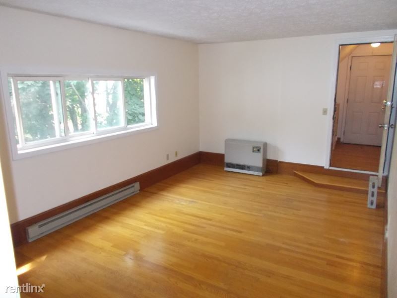 Primary Photo - 1 br, 1 bath Apartment - 248 Valley St