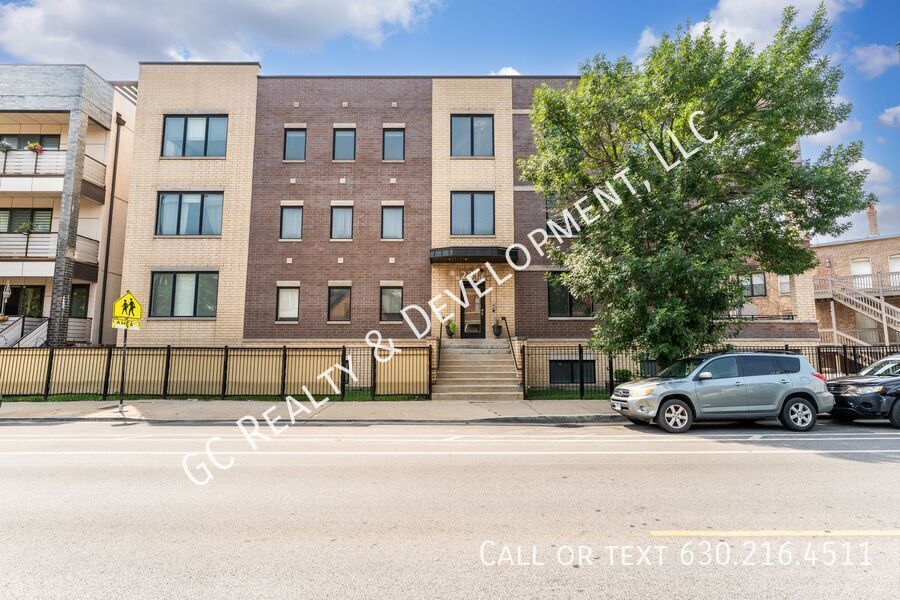 Primary Photo - 2317 W Armitage Ave