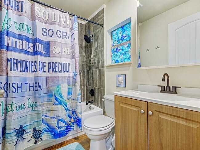 Building Photo - 3917 Winnie St