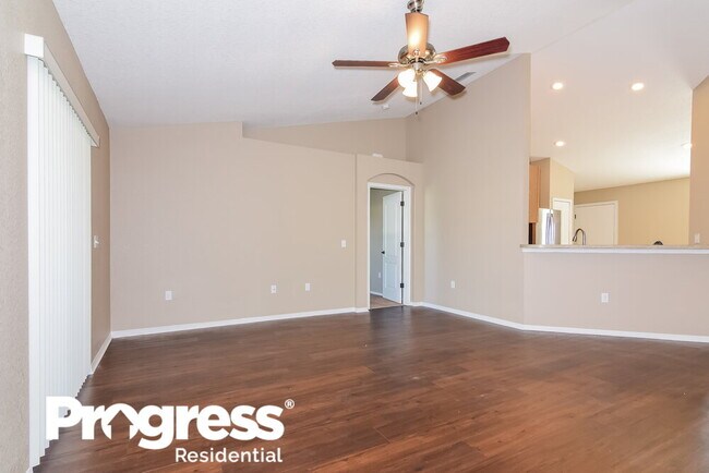 Foto del edificio - 1816 Forest Hill Dr